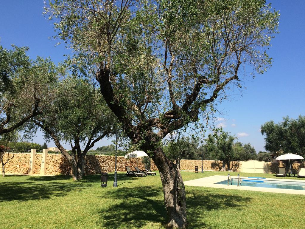 Masseria San Polo Squinzano Eksteriør bilde